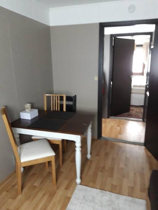 Stori-Bakki, Cottage Dvergabakki-No Shower Eksteriør billede